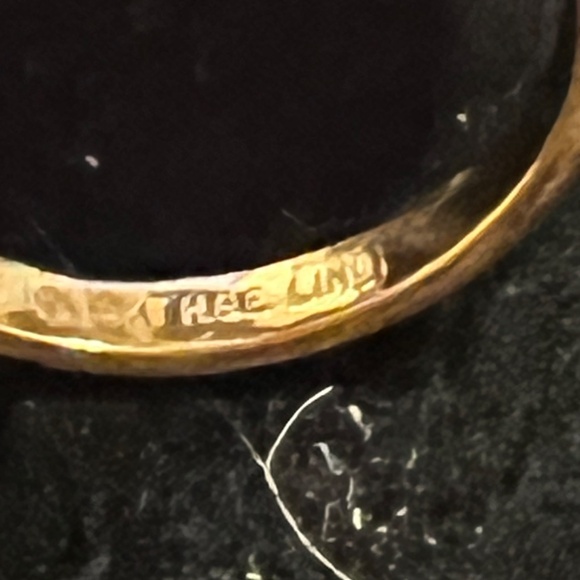 Stunning Vintage 14K HGE Lind Ring with Ruby Red Faux Gemstone - Floral Design - Picture 7 of 7